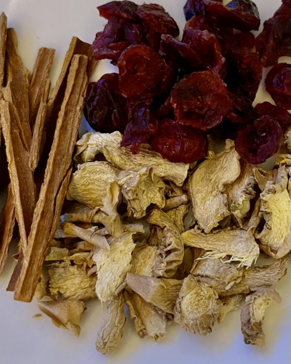 Lauretta's British Ginger Cranberry T
